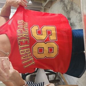 goodie two sleeves $10